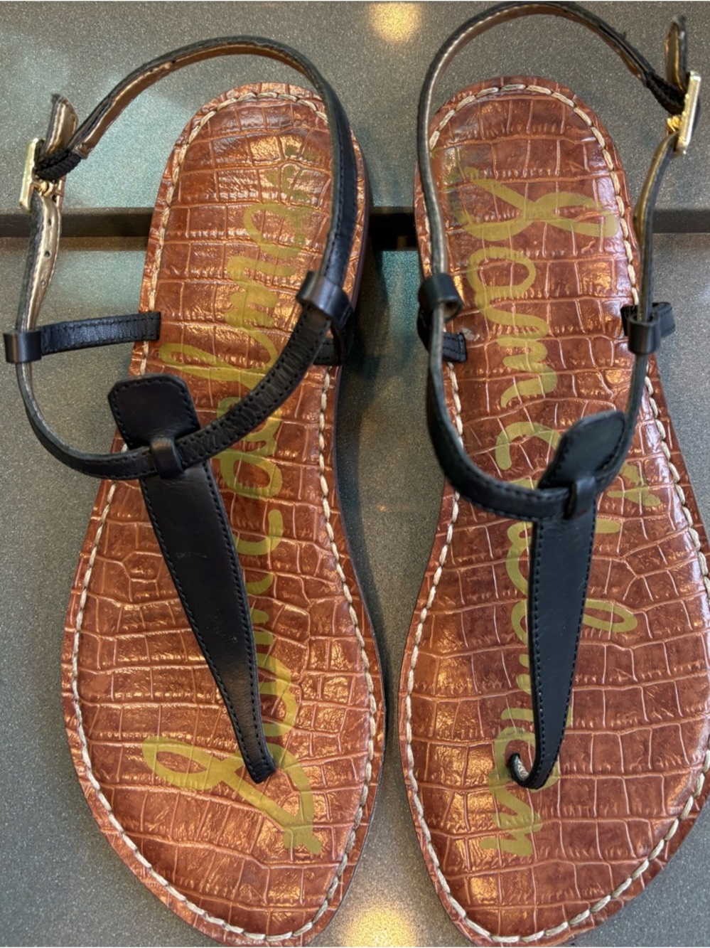 Sam Edelman Gigi Thong Sandals. Size 7